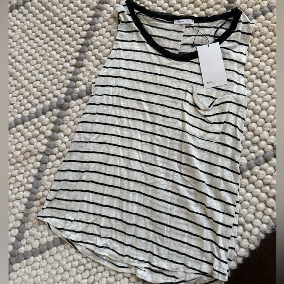 Zara Black and White Striped Tank Top - Picture 1 of 3